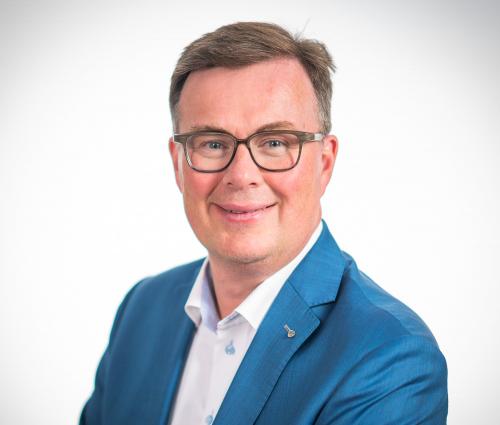 Frank van Hoepen AA