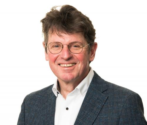 mr. drs. Hans Vogelaar RV