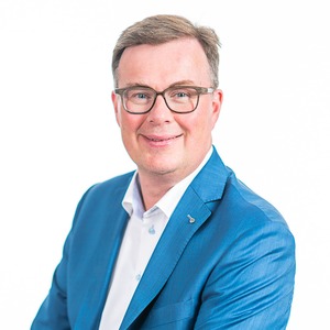 Frank van Hoepen AA